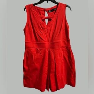 New York & Company Vibrant Red shorts jumper